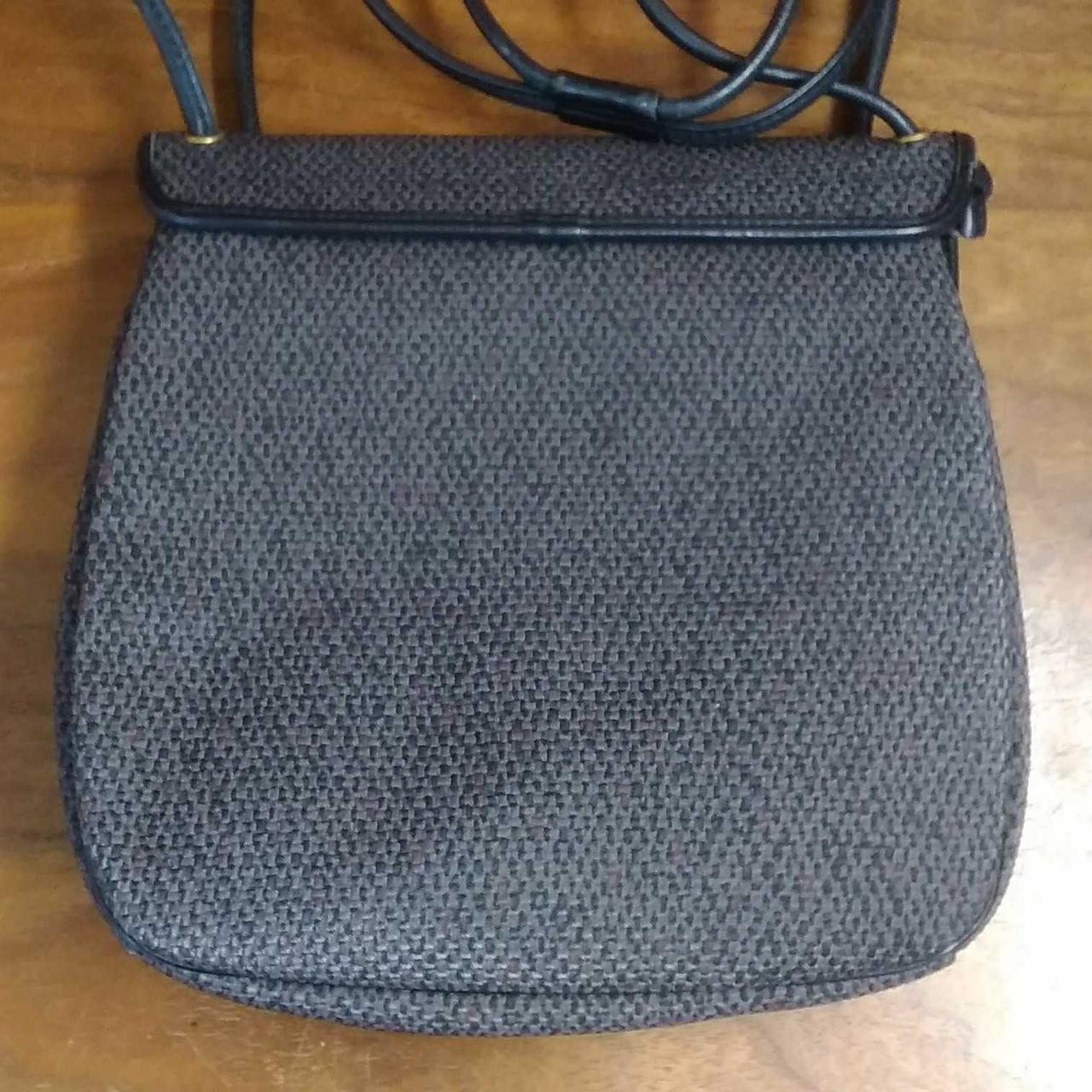 Borsa a tracolla originale Yves Saint Laurent grigio PVC usata