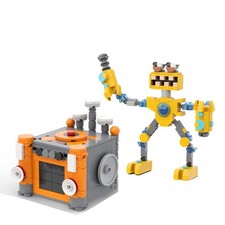 Yellow Robot and Hut House from Video Game Buiding Toys 497 Pieces MOC Build