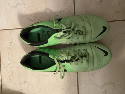 Nike CTR360 Maestri SG in Grün/Schwarz inGröße 42.5