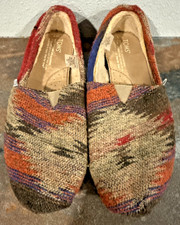 NWOB TOMS Womens 7 Alpargata Multicolor Woven Faux Fur Lined Slip Ons
