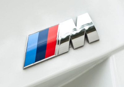 BMW M Emblem Aufkleber Heckklappe Schriftzug Chrom 29 x 88mm TOP!
