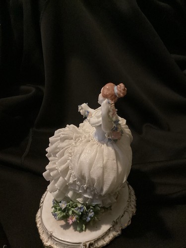 Antique Big Booty porcelain figurine Vintage Beautiful Dance Doll Dress - Picture 3 of 5