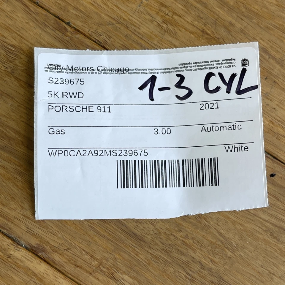 Inyectores de tubo de 1-3 cilindros de riel de combustible Porsche 992 911 Carrera OEM 2020-2024 5 k millas Foto 2 de 4