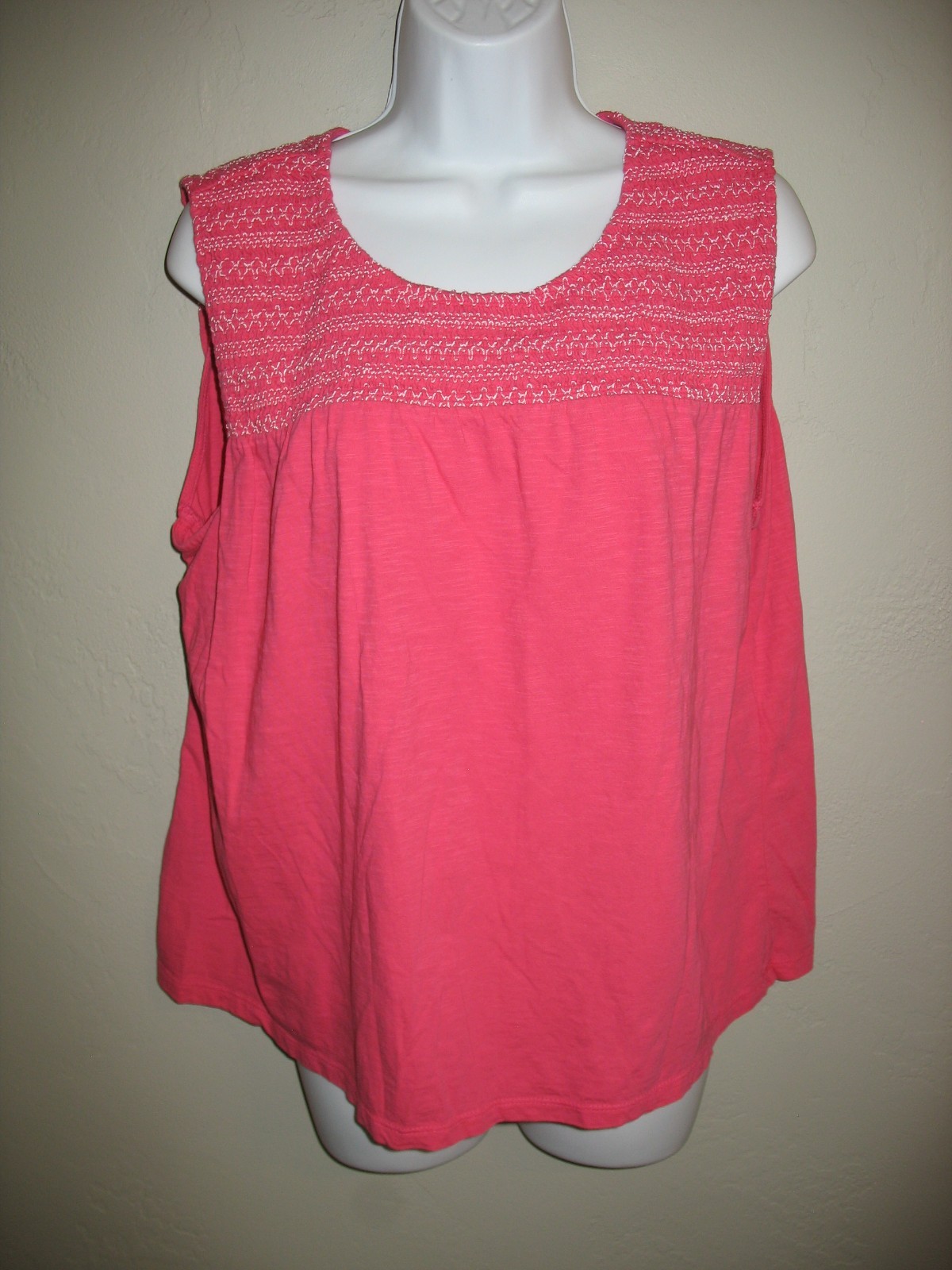 St Johns Bay Tank Top XL Bright Pink Embroidered Womens Sleeveless 100% Cotton