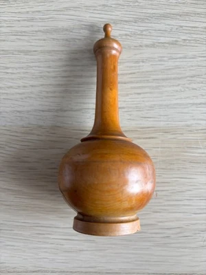 Poudrier pour gants en buis – France, XIXᵉ siècle (vers 1860–1880) - Photo 1/4
