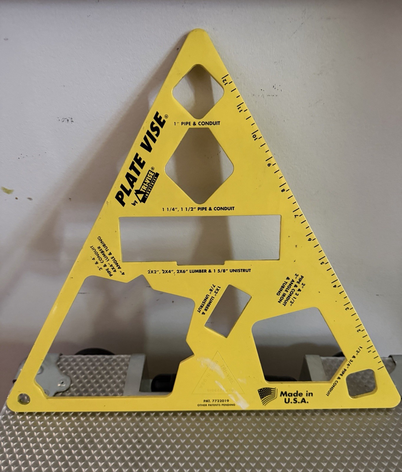 TRI-VISE INDUSTRIES TRIANGULAR PLATE VISE PIPE CONDUIT LUMBER -MADE IN ...