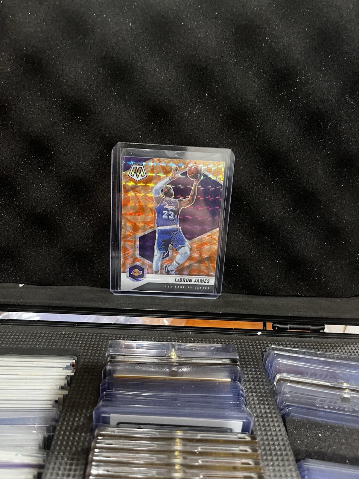 2020-21 Panini Mosaic - LeBron James #81 Reactive Red Prizm