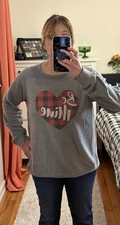 Women's Valentines Day Gray Sweatshirt With Heart Graphic Size XL