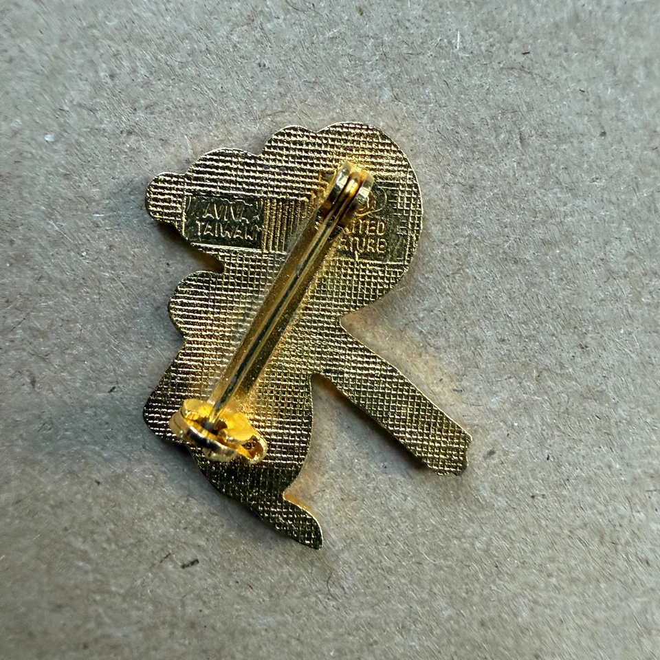 Vintage Snoopy Red Baron WWI Flying Ace United Features Enamel Lapel Pin Aviva - Image 2 of 2