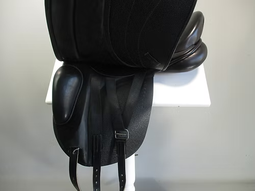 GFS Monarch Cob Dressage Saddle 17.5" - Picture 5 of 6