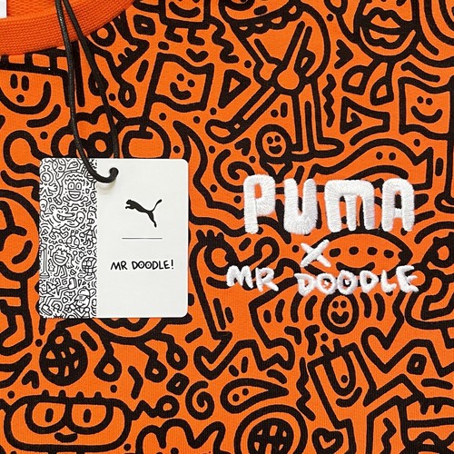 PUMA X MR DOODLE Crewneck AOP Mens Size Medium NWT Orange Sweater - Picture 2 of 5