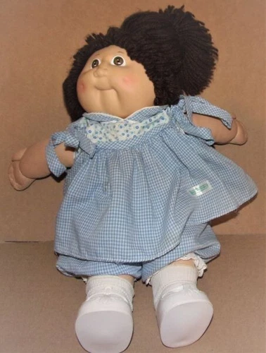 VINTAGE CABBAGE PATCH KIDS DOLL 1978-82, 1985 . BLUE CHECKERED DRESS. VERY GOOD