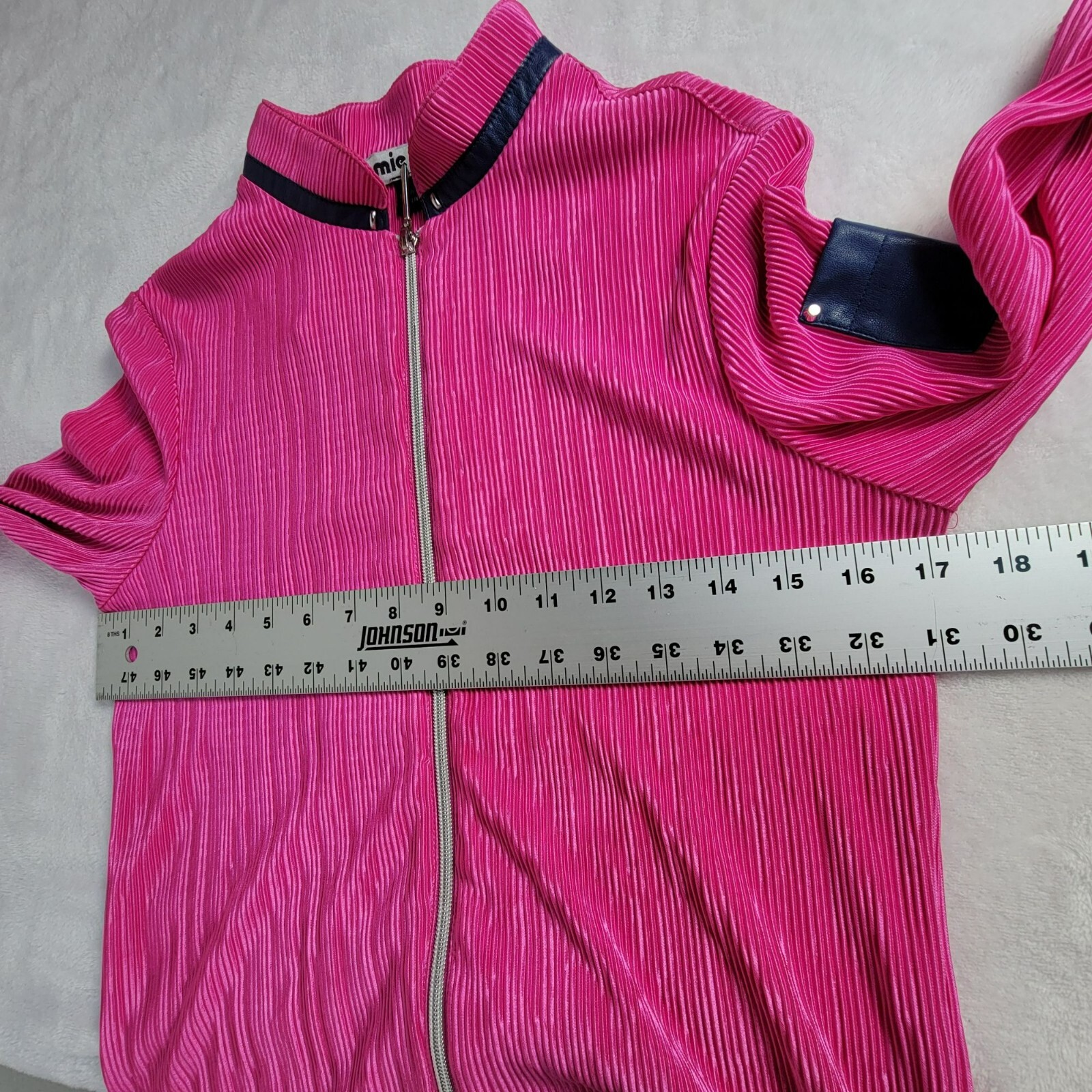 Foto 7 di 16