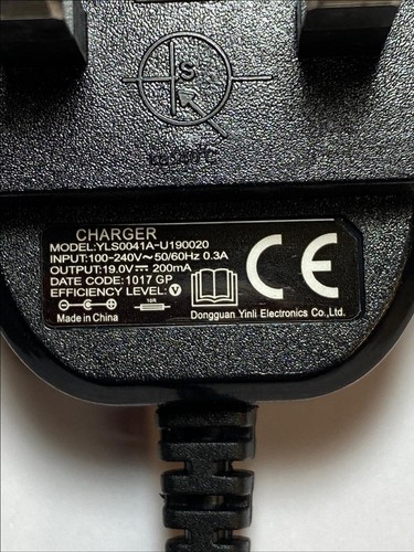 19V 200mA Constant Current Charger AC-DC Adaptor 5.5mm x 2.1mm / 2.5mm UK Plug - Picture 2 of 8