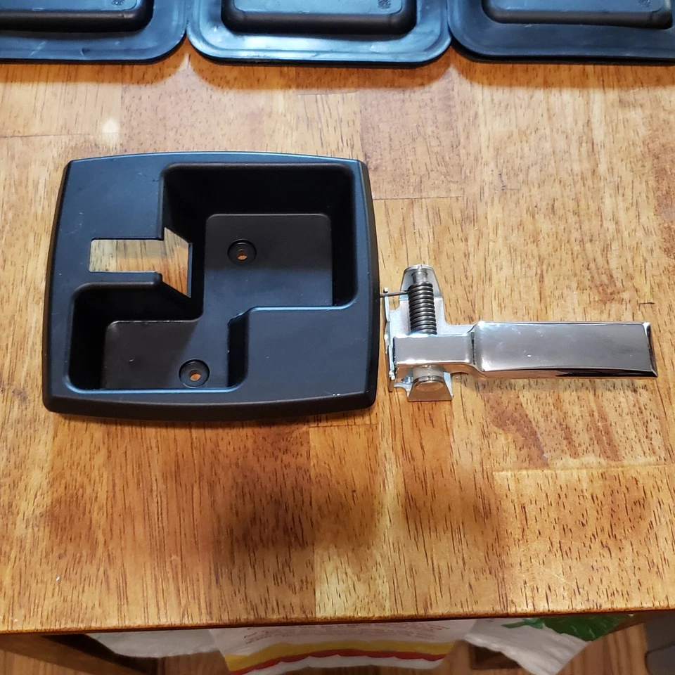 TRI-MARK MANO IZQUIERDA BISEL INTERIOR Y PALANCA DE LIBERACIÓN Envío Gratis Foto 2 de 4