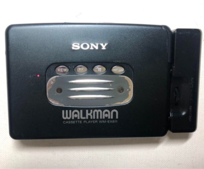 SONY WM-EX811 Black Portable Cassette Player Walkman from Japan