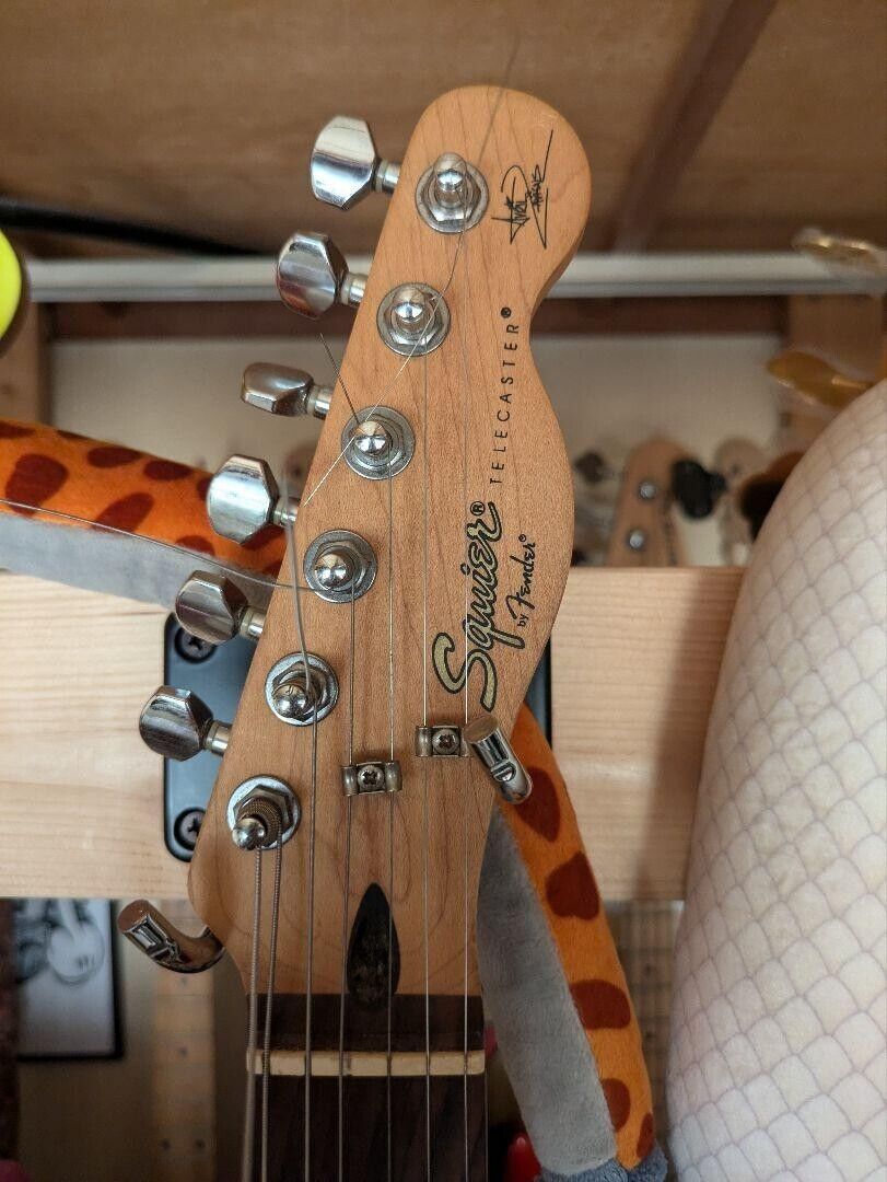 Squier Avril Lavigne Telecaster Electric Guitar - Used Squier Avril Lavigne Telecaster Electric Guitar - Used