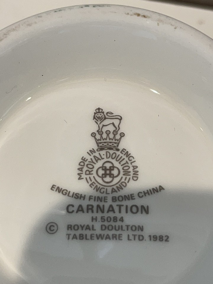 Royal Doulton Carnation pattern teapot , milk jug and sugar bowl eBay