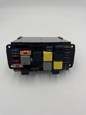 01-09 Mercedes W203 C230 Sport Front Fuse Relay SAM Module Junction Box OEM