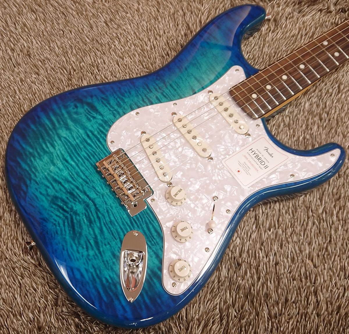 FENDER Made in Japan Hybrid Quilt