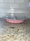 Vintage Pyrex Pink Daisy 12" Oval Divided Vegetable Dish with Glass Lid 1.5qt