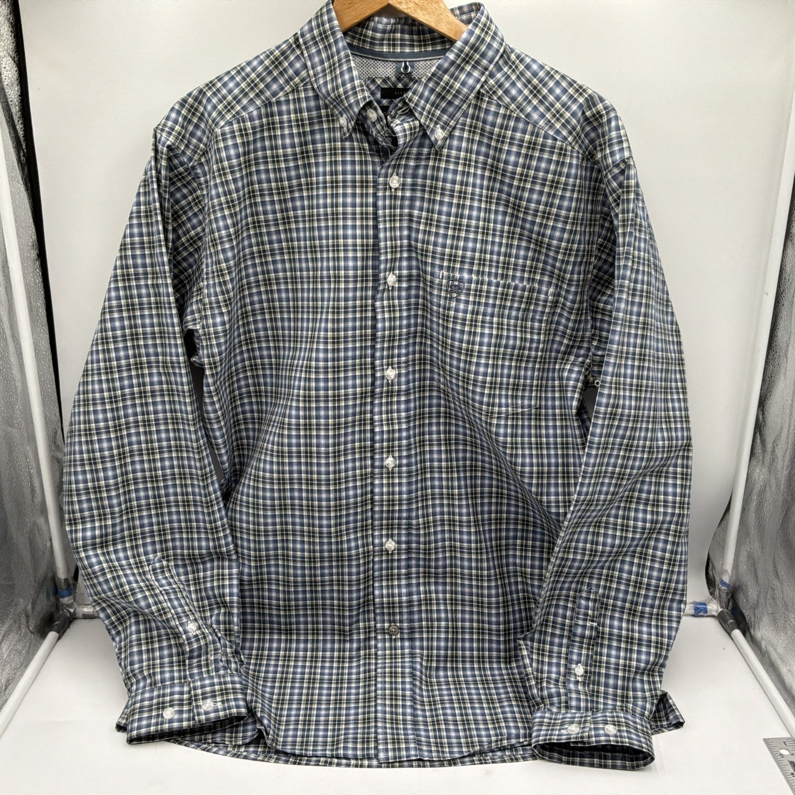 Ariat Pro Series Men’s Large Fitted Plaid Western Performance Button Shirt Blue