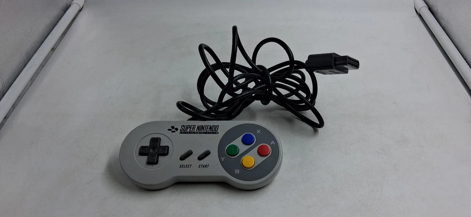 Manette Officielle pour Super Nintendo SNES - Photo 1/4
