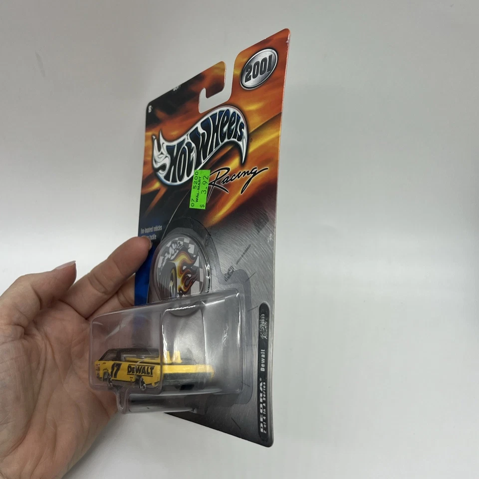 Hot Wheels Racing 2001 lote de 2 1/64 - dirigible y Deora nuevo sin abrir Foto 4 de 4