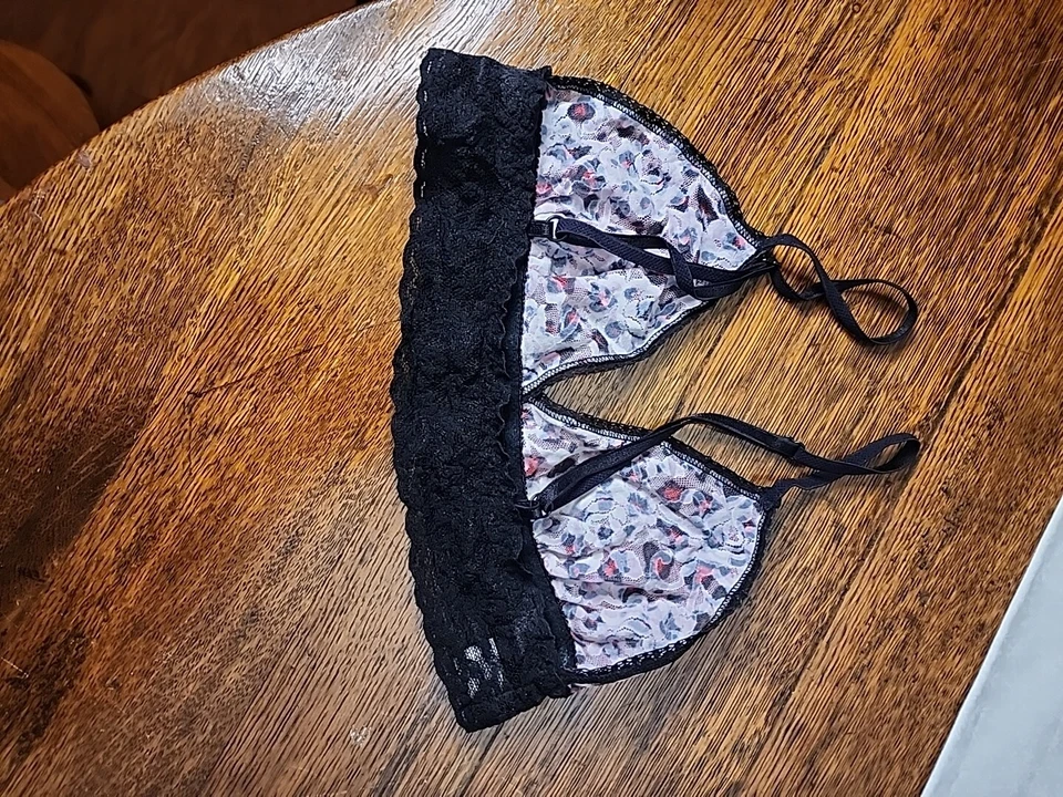 Sujetador Bralette de Encaje HANKY PANKY Correa Ajustable Para Mujer XS Sexy Corazón Bralette Foto 4 de 4