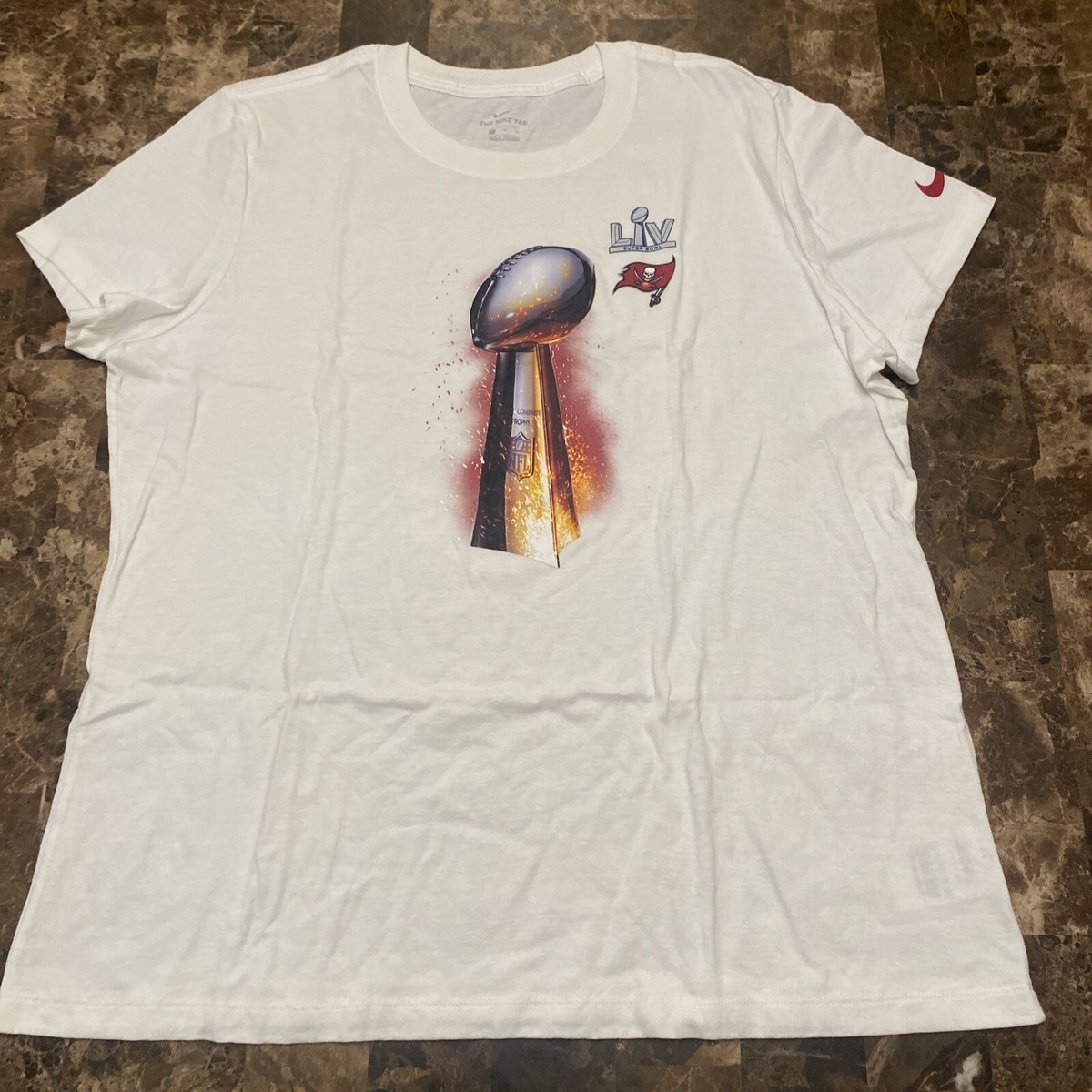 Nike Tampa Bay Buccaneers Womens White T Shirt XL Super Bowl