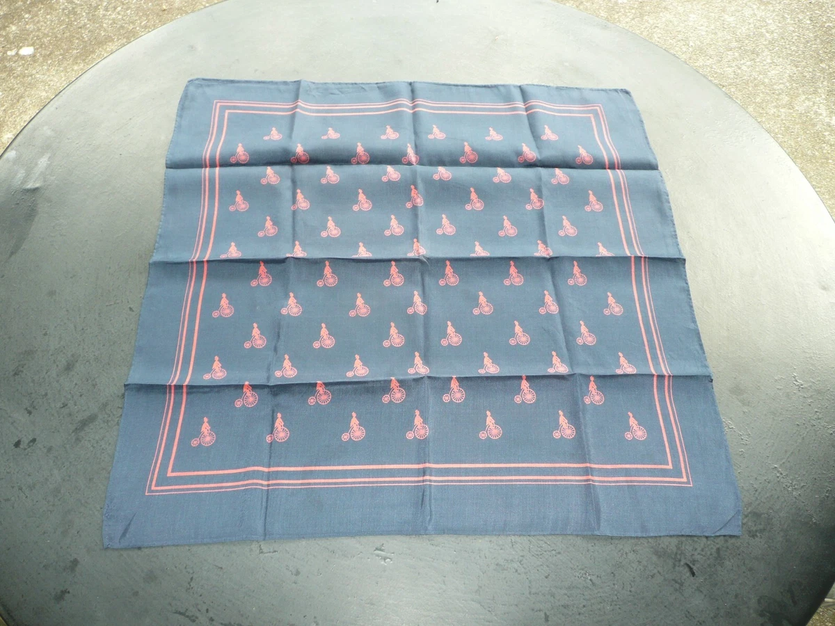 Foulard Carré Vintage CELBIS En 100% Soie - Motif Floral 85x85cm - Occasion Très Bon État