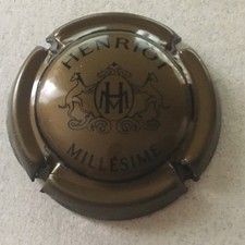 HENRIOT Champagne Capsule (54c. Bronze Vintage)