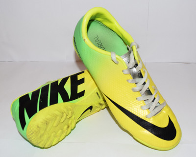 football trainers size 7