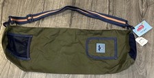 NUEVO CON ETIQUETAS Life is Good Yoga Mat Bolsa Azul Jake Malla Extremos Ventilación 7" x 26" Correa