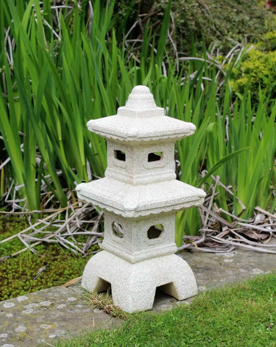 Garden Ornament Lantern Grey Pagoda Chinese Japanese Sculpture Lantern Patio