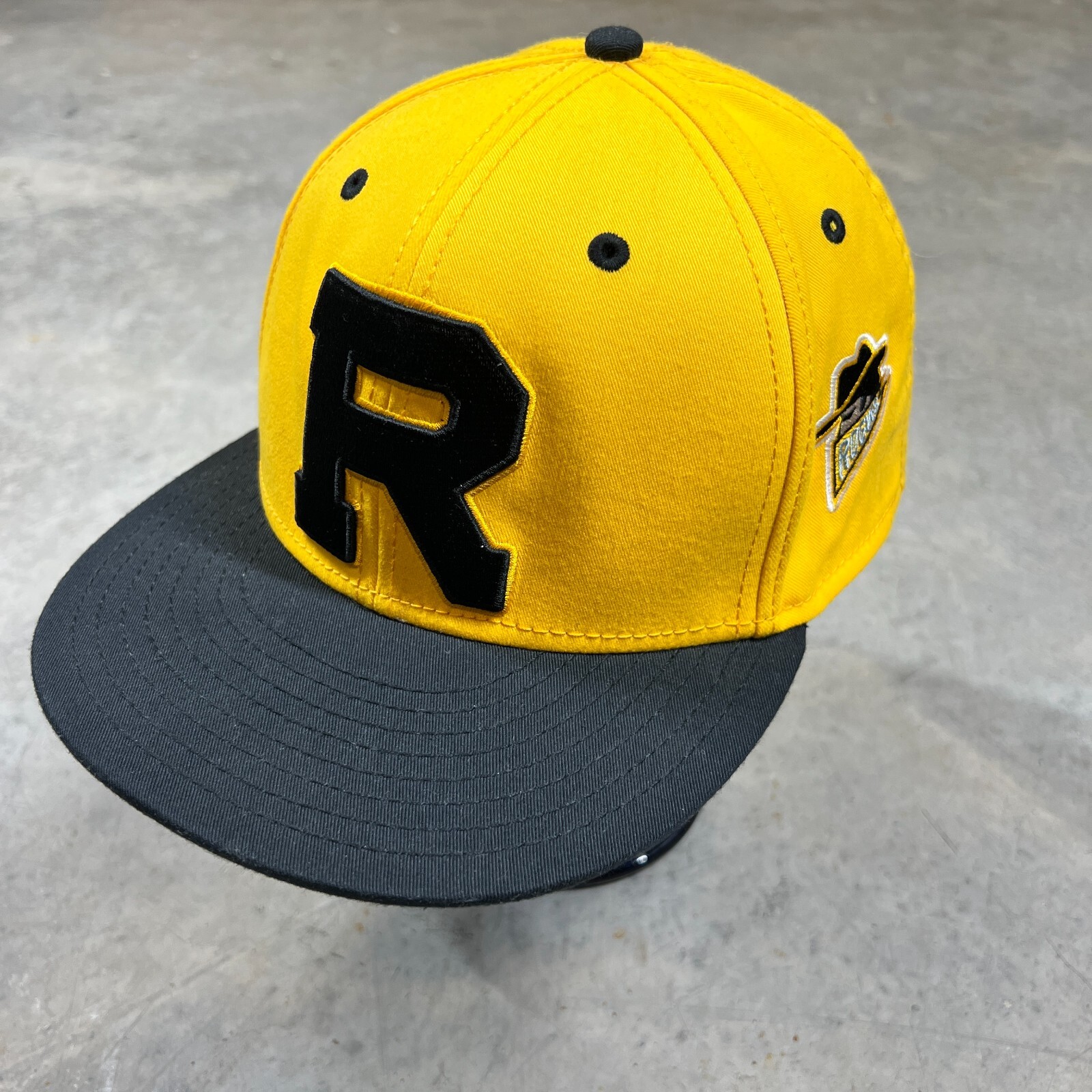 Gotham City Rogues Football Club Under Armour Hat Sna… Gem