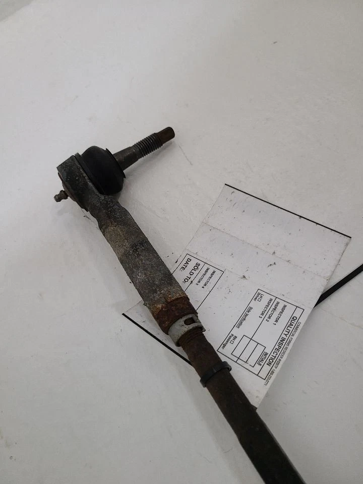 2007 - 2014 CADILLAC ESCALADE Steering Gear Rack Power Rack And Pinion  - Image 2 of 4