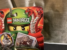 Lego Ninjago Masters of Spinjitzu Kendo Zane 9563 Spinner Spinja 2012