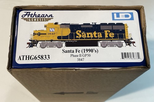 HO Scale Athearn Genesis GP50 Ph 2 Santa Fe #3847 1990s DCC Ready ATHG65833
