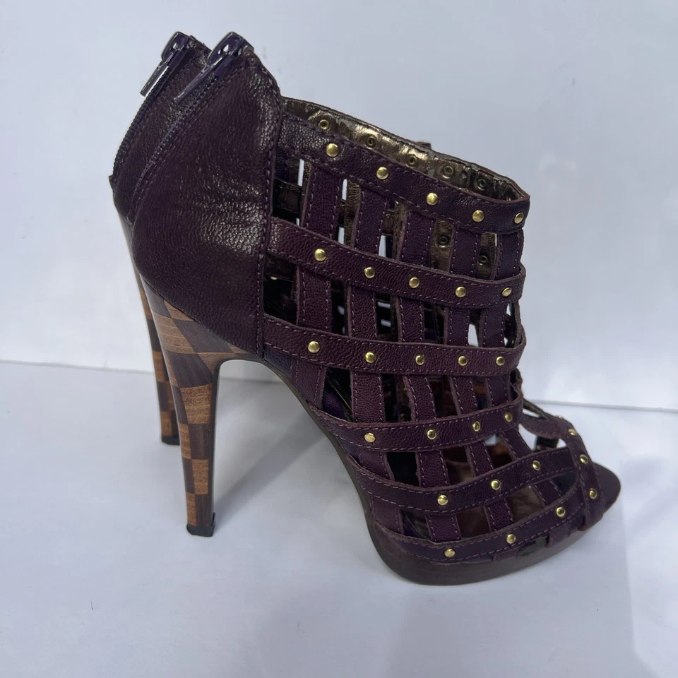 "Tacones de gladiador tachonados ciruela Phat Mariana de colección de cuero púrpura de 7,5"" tacón de 4,5""" Foto 3 de 4