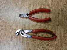 Lot 2 Snap-on Tools -one 5 Mini Pliers-105p A Pair Of Wire Cutters 184ccp Use