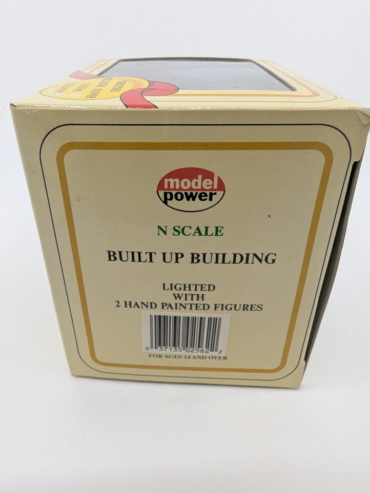 Model Power N Scale Building Lighted Wayside Station With 2 Figures #2562 NEW - Image 3 of 4