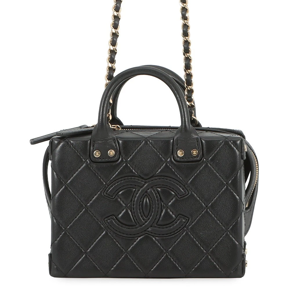 Chanel — CHANEL Matelasse Trunk Vanity Chain Shoulder Leather Black AS3344
