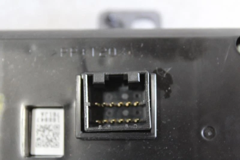 2013 2014 2015 2016 2017 SUBARU XV CROSSTREK CLOCK 85261FJ071 - Image 3 of 4