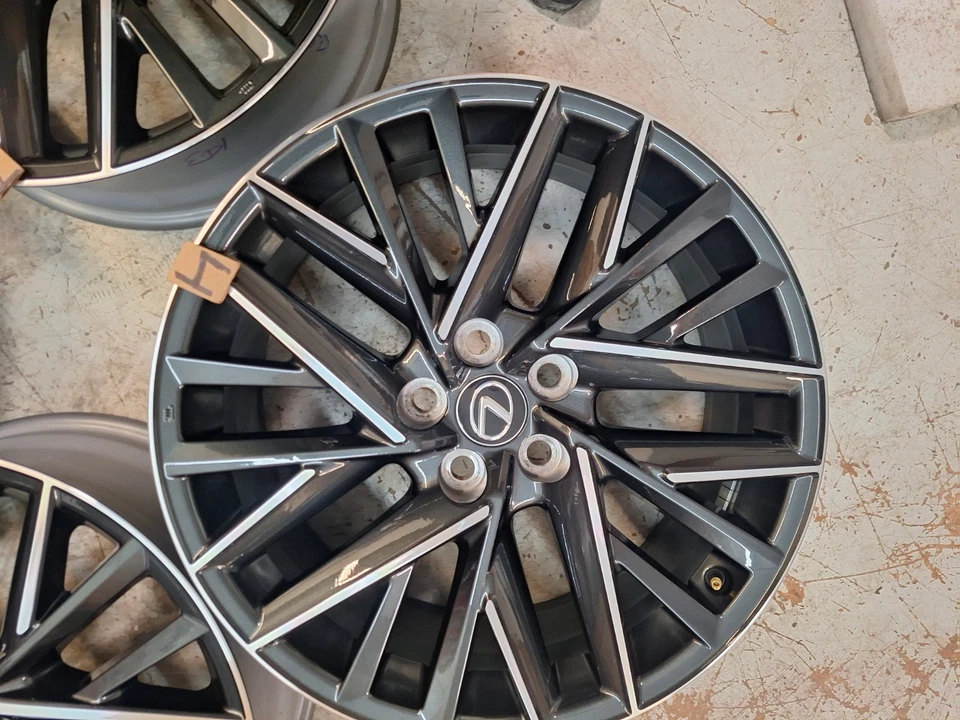 2024-2025 Lexus TX350, 20" LLANTAS DE FÁBRICA OEM ¡Juego de 4 ENVÍO GRATUITO! Foto 4 de 4