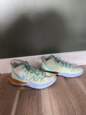 Nike Men  s 9.5 Spongebob Squarepants X Kyrie 5 Squidward Basketball Shoe NO BOX
