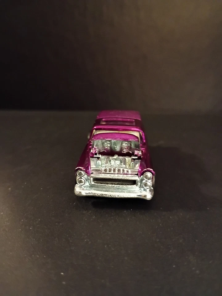Hotwheels Redline Classic Nomad Magenta 1969 muy nuevo/como nuevo Foto 4 de 4