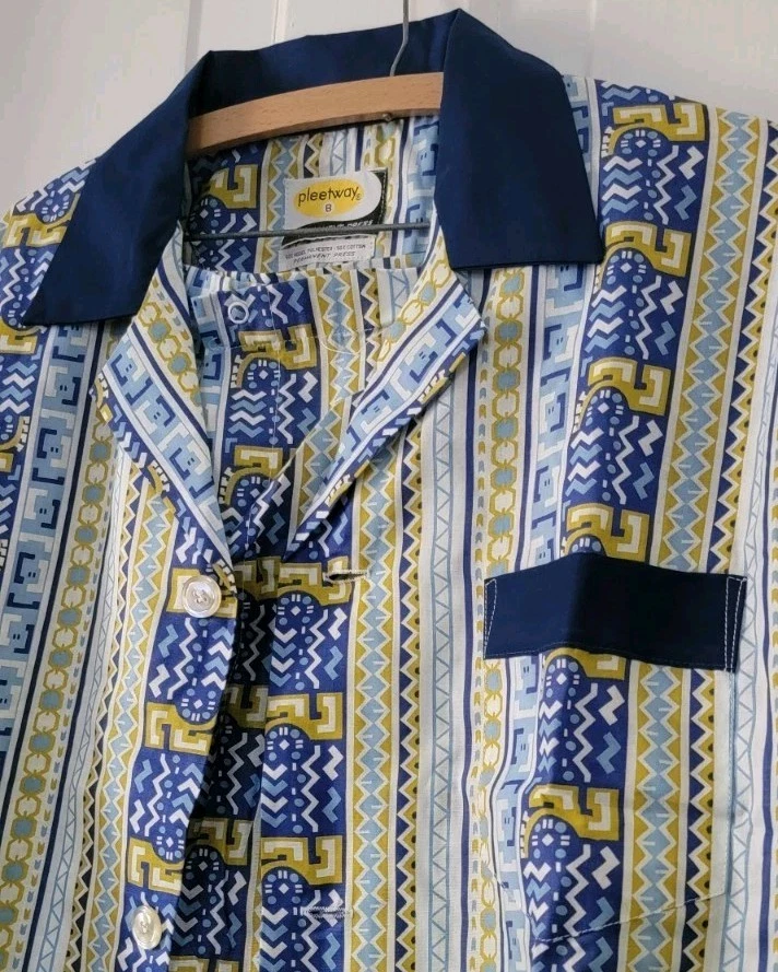 Original Pyjama Sets 1960s Vintage Sleepwear & Robes for Men for