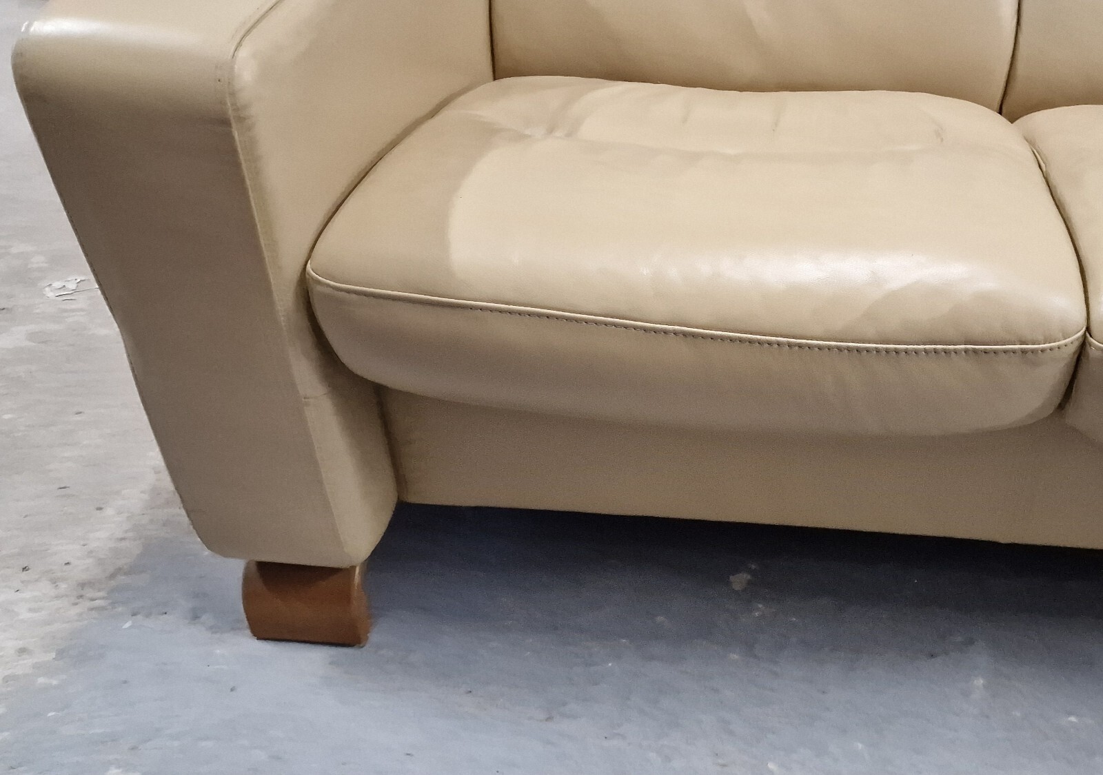 Ekornes Stressless 3 Seater Recliner Sofa Cream . Collect/ Arrange Own
