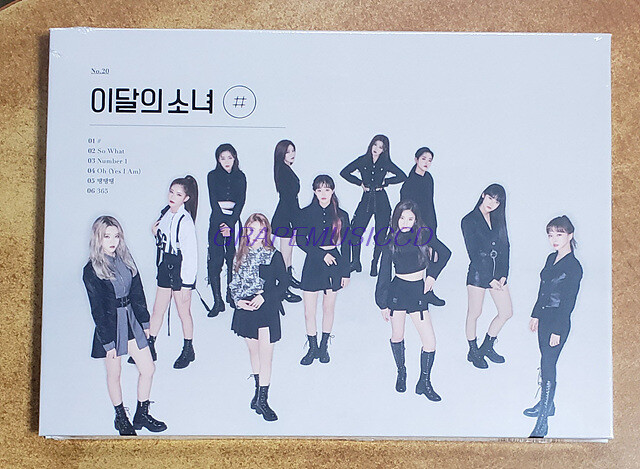 今月の少女　LOONA ×× CD 韓国アイドル　廃盤 今月の少女 LOONA ++ CD 初回限定盤B 韓国アイドル 廃盤 今月の少女